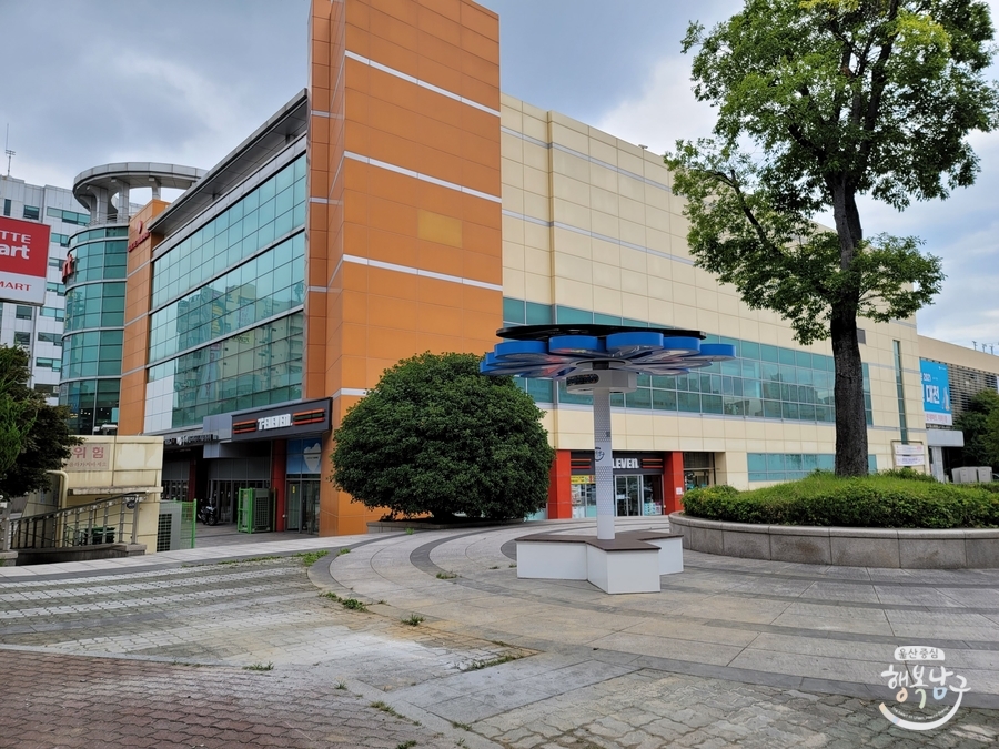[블로그 기자] 쾌적하게 휴식이 가능한 스마트 솔라트리 사진 14